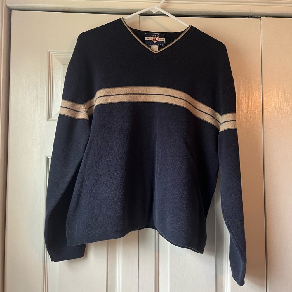 American Outfitters Vintage Sweater Sz. L Blue and Tan